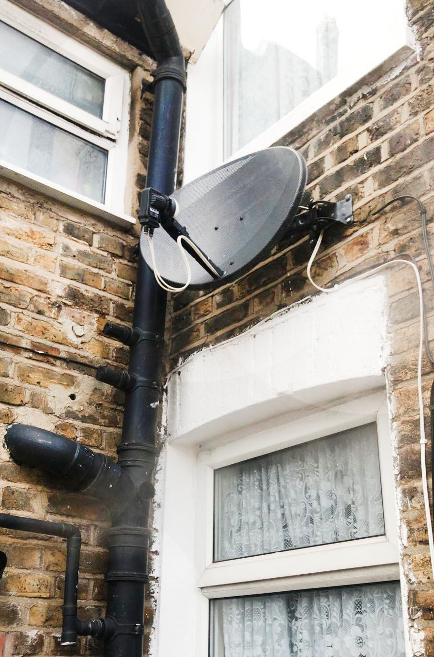 Dish positioning